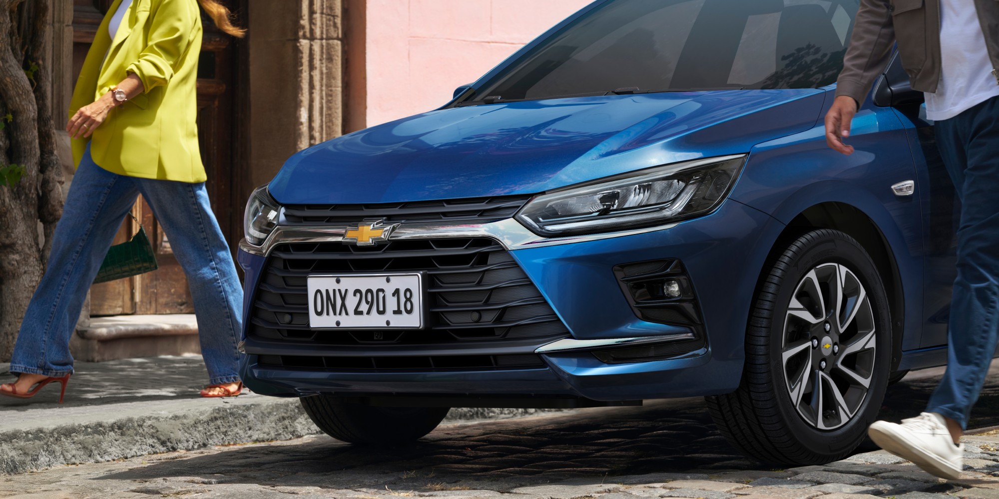 Conheça o carro azul Chevrolet Onix 2027 e ganhe praticidade no seu dia