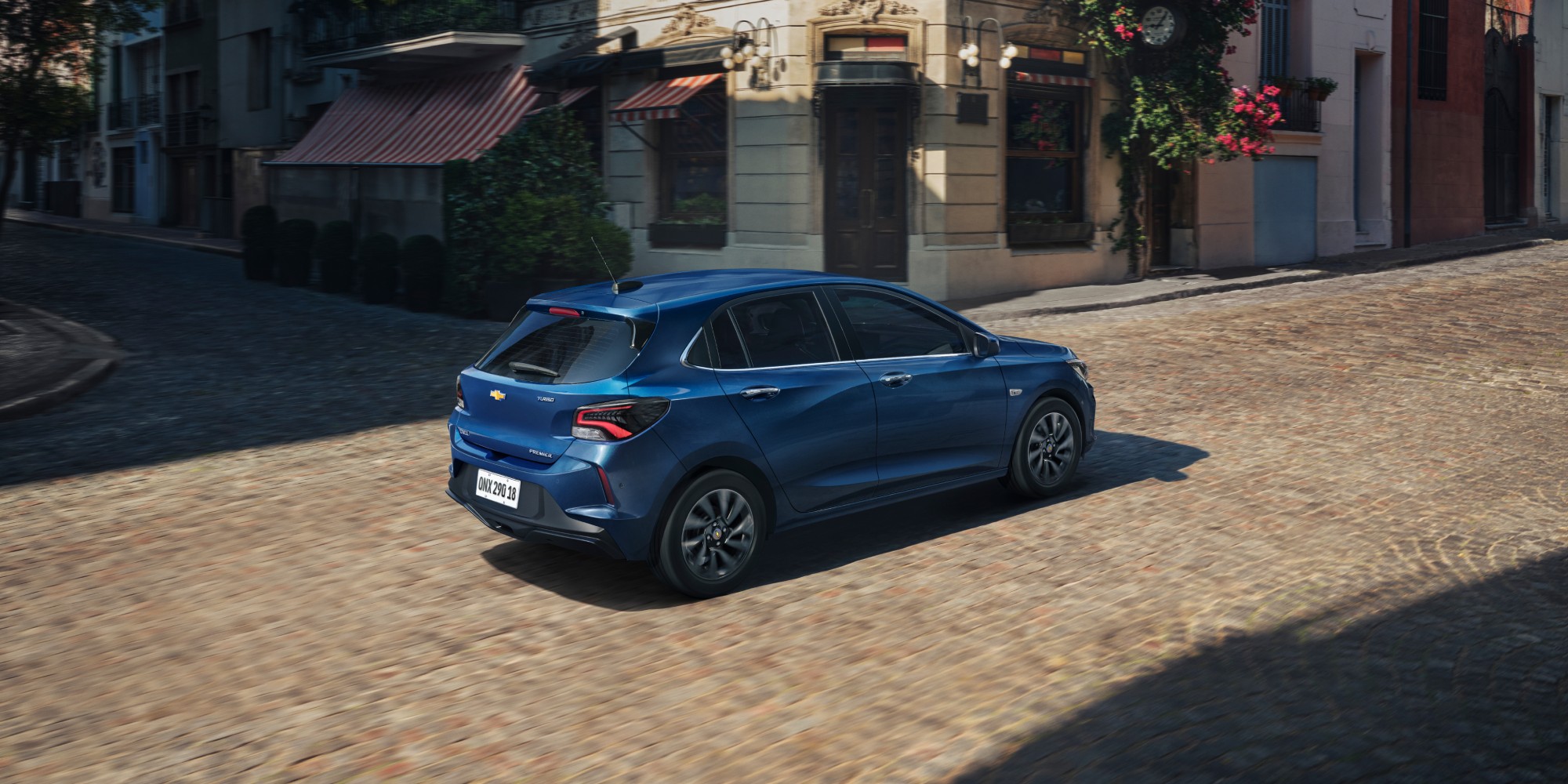 Chevrolet Onix 2027 com quatro portas e muito espaço