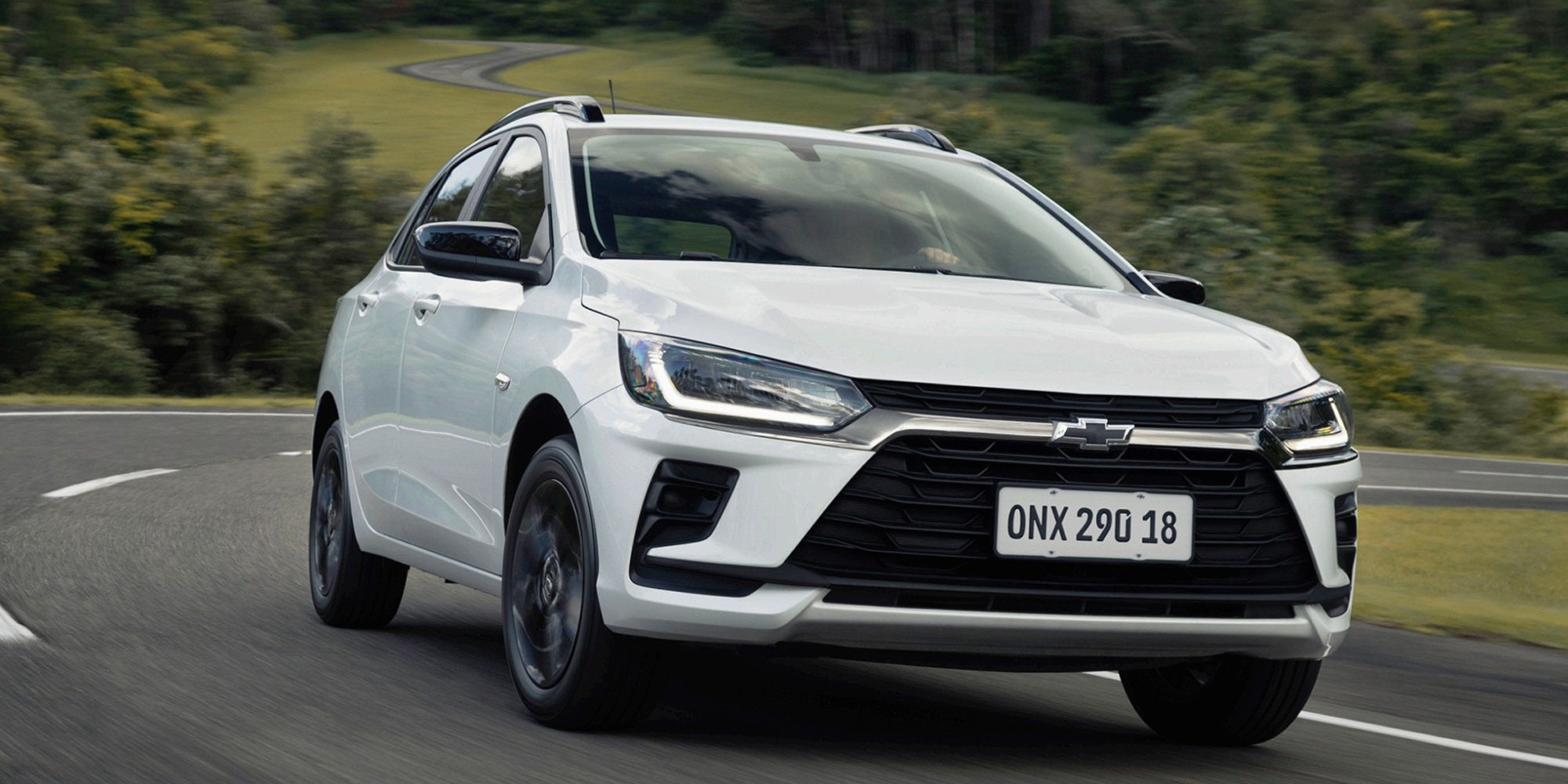 O Chevrolet Onix 2027 Activ oferece suspensão elevada e design marcante